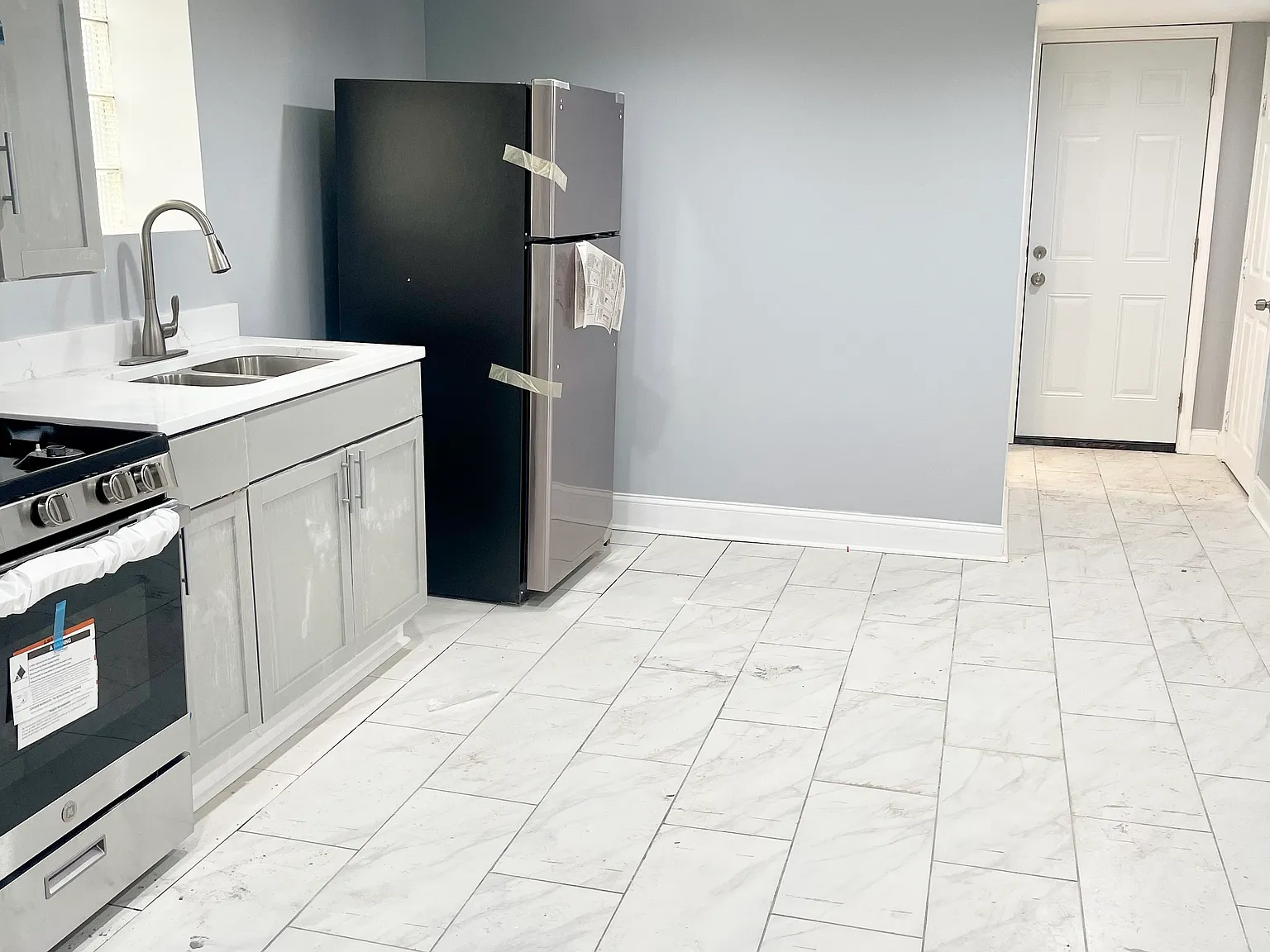 2 bed, $1,400 — Photo 3