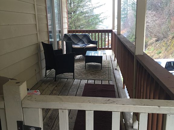 Enclosed Deck