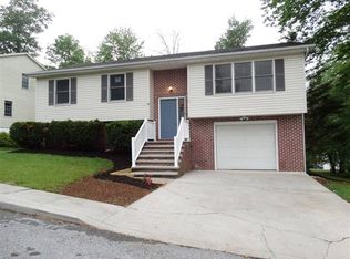 4 Independence Dr, Mount Holly Springs, PA