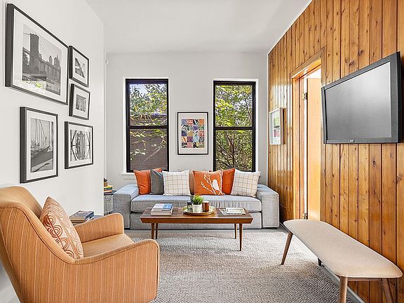 5th image of 274 S 2nd St APT 31