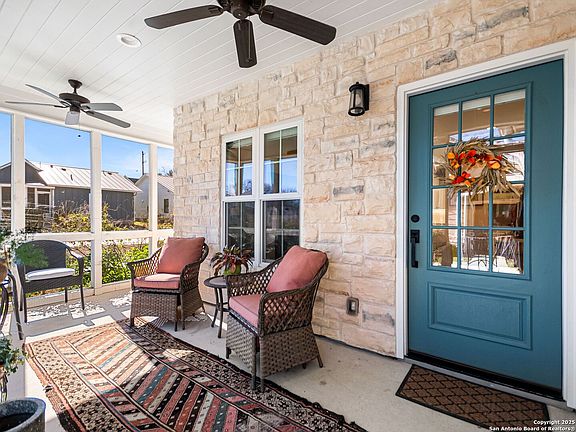 2nd image of 530 OAK PARK DR #1000