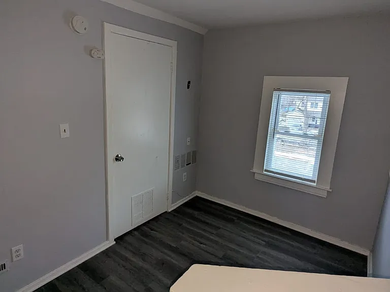 165 Starr St #2A — Photo 2