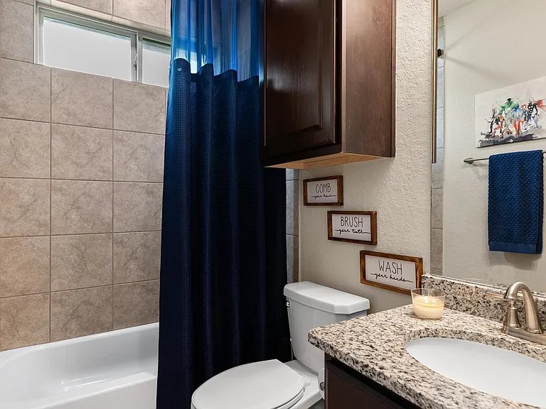 270 Lilly Blf — Photo 19