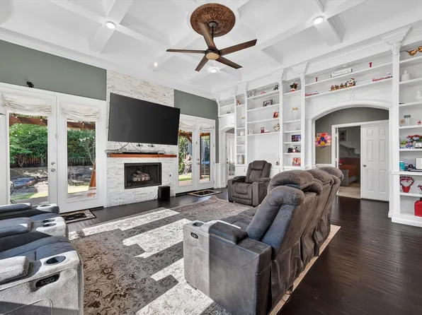 8136 Black Ash Dr, Fort Worth, TX 76131