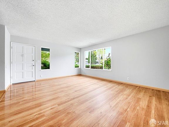 4th image of 613 Parvin Dr