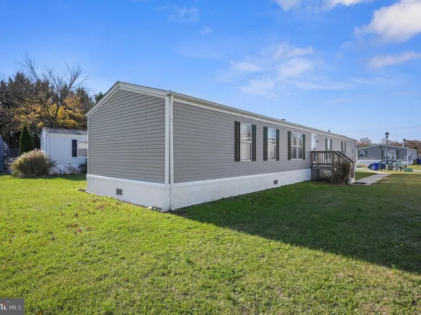 174 Humpsman Dr #150, Dover, DE 19904