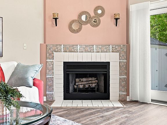 4th image of 105 Trevor Ln Unit 69
