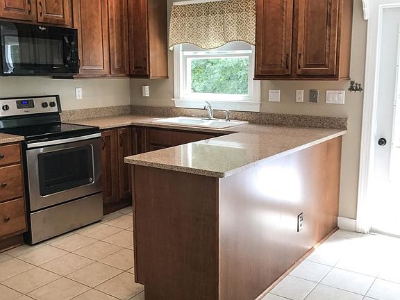 3rd image of 5113 Mantle Ct