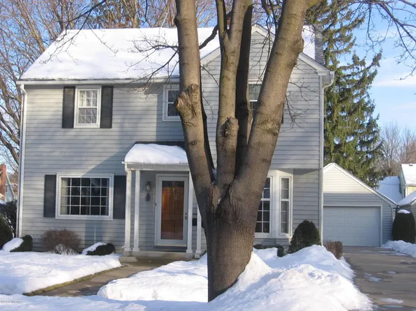 1002 9th St NW, Austin, MN 55912