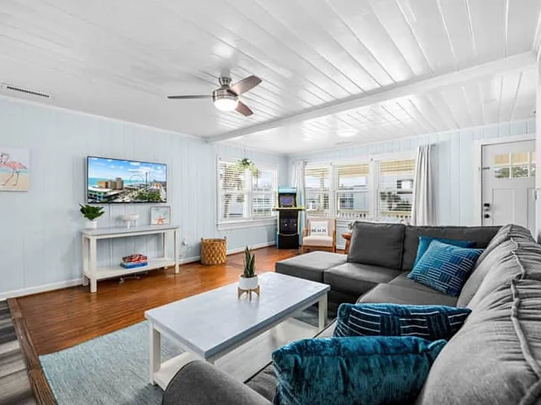 1904 S Ocean Blvd — Photo 33