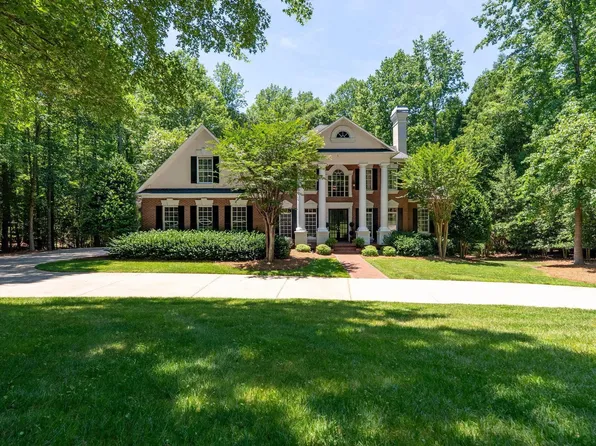 142 Birkdale Dr, Spartanburg, SC 29306