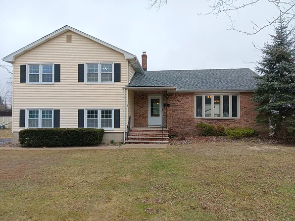 3 Elizabeth Dr, Matawan, NJ 07747