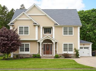 54 Fieldstone Dr, Springfield, NJ 07081