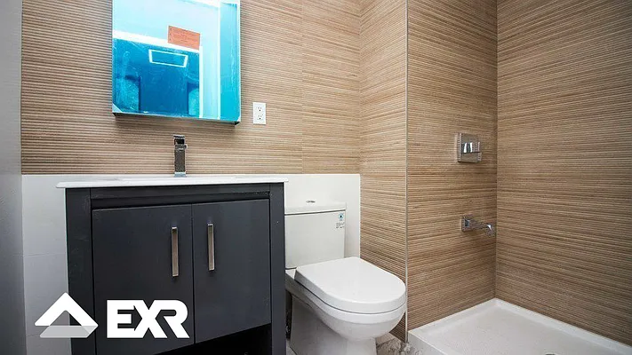 Rented by EXR | media 10