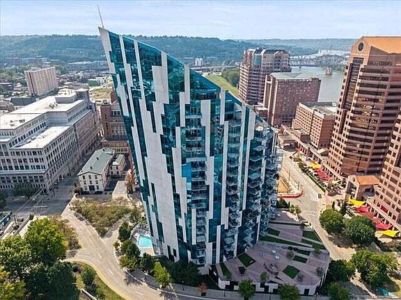 2nd image of 1 Roebling Way Unit 1106
