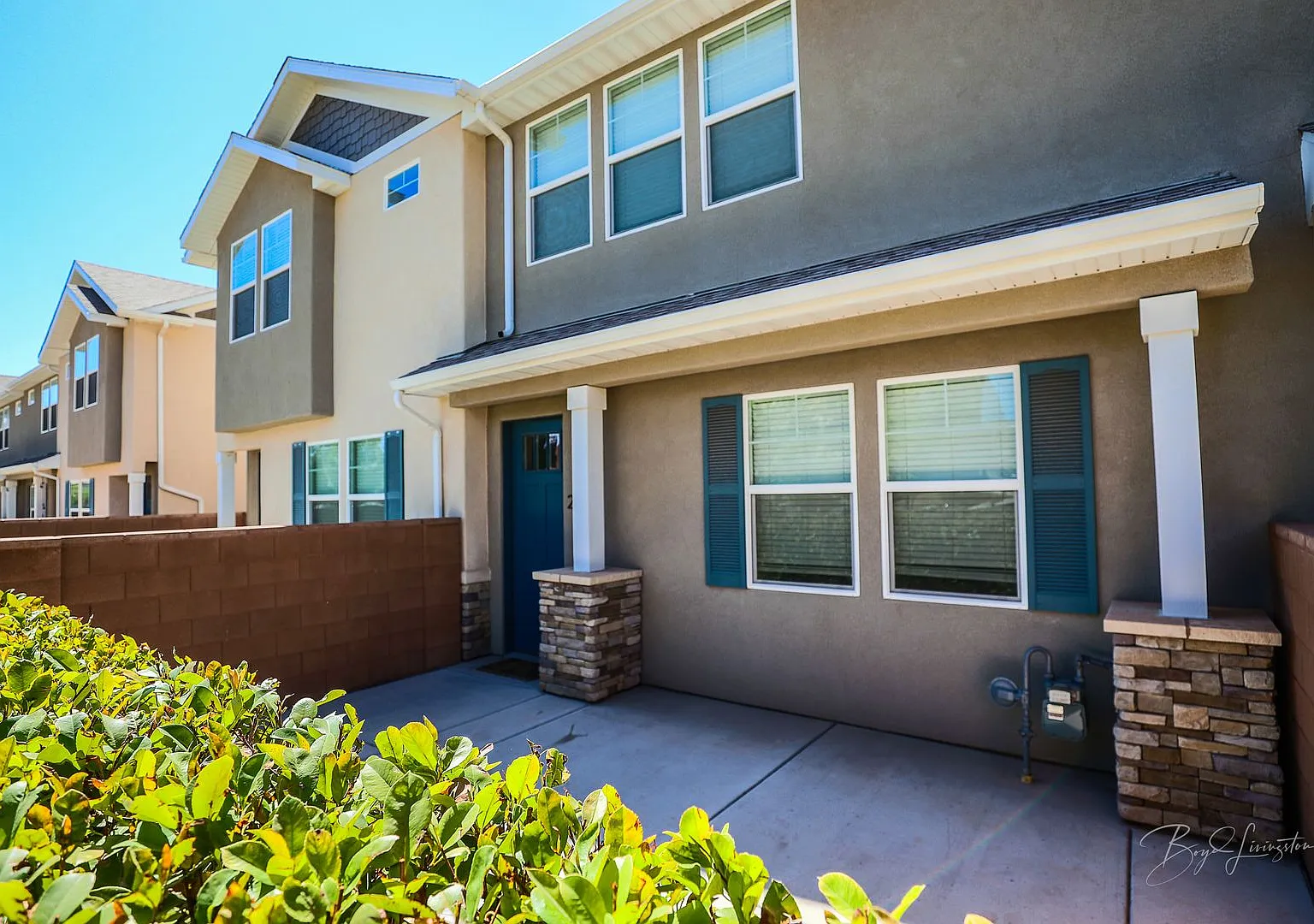 3 bed 2 bath Townhome for rent, small dog allowed! — Photo 1