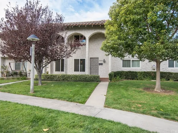 24355 La Glorita Cir, Santa Clarita, CA 91321
