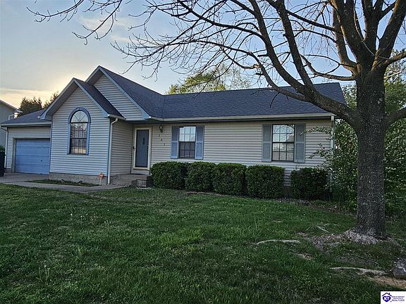 2nd image of 305 Oak Valley Dr