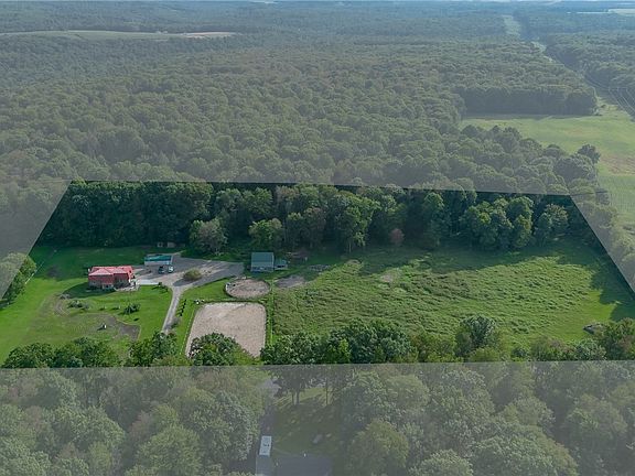 2nd image of 1512 Valley Rd
