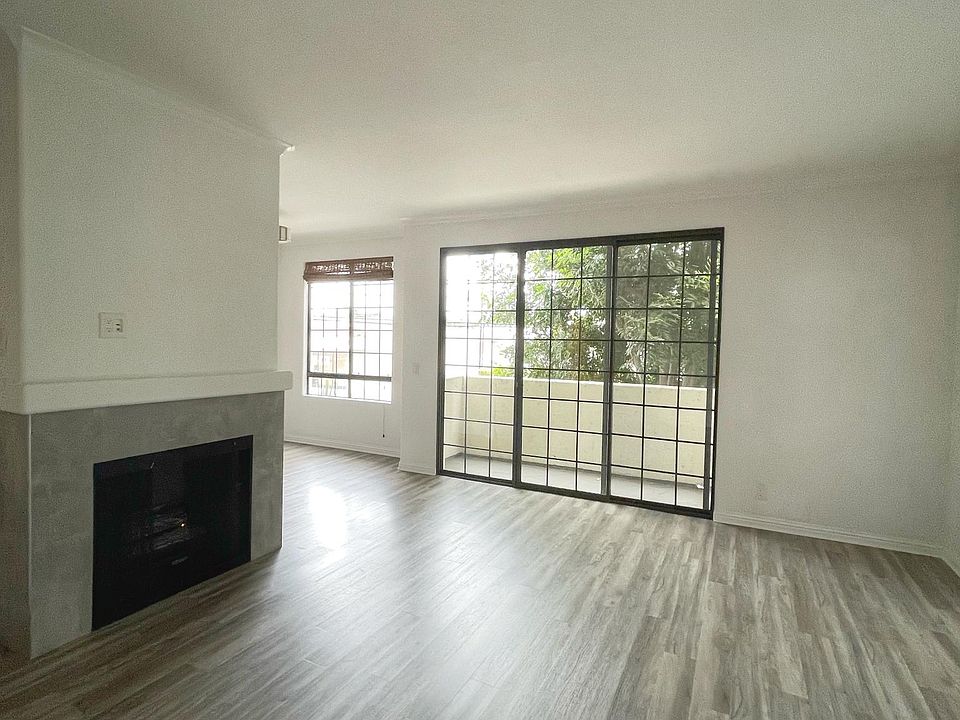 1st image of 3815 McLaughlin Ave #102