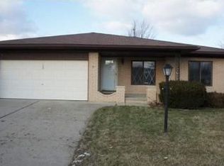 15405 Van Meter Dr, Macomb, MI 48044