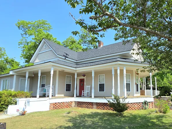 225 N Kennedy St, Metter, GA 30439