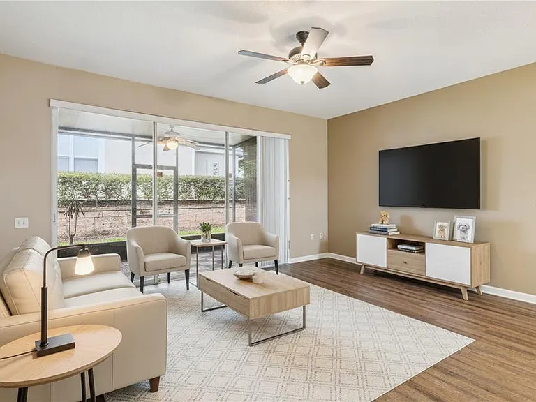 2561 Galliano Cir — Photo 3