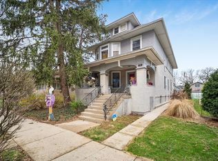 715 N Taylor Ave, Oak Park, IL 60302