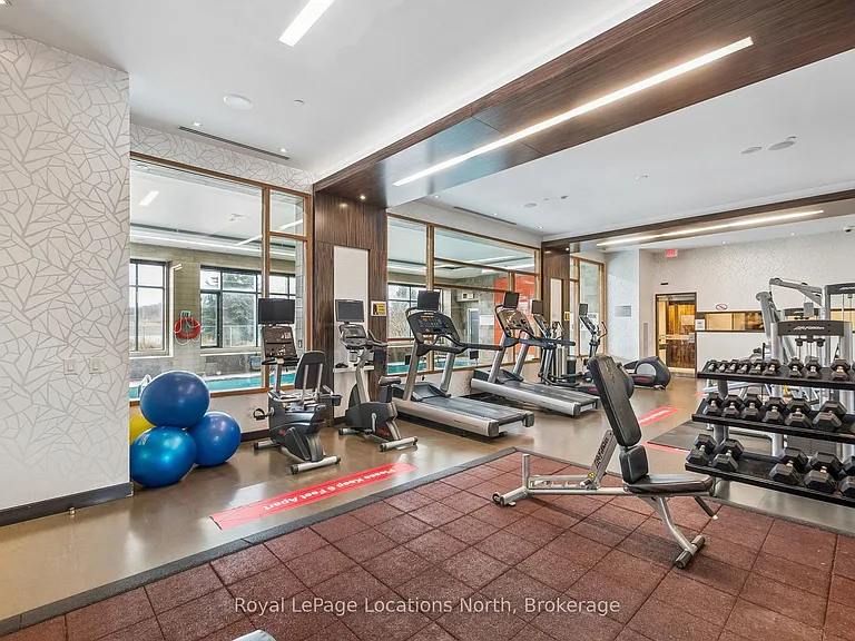 277 S Park Rd #810 — Photo 18