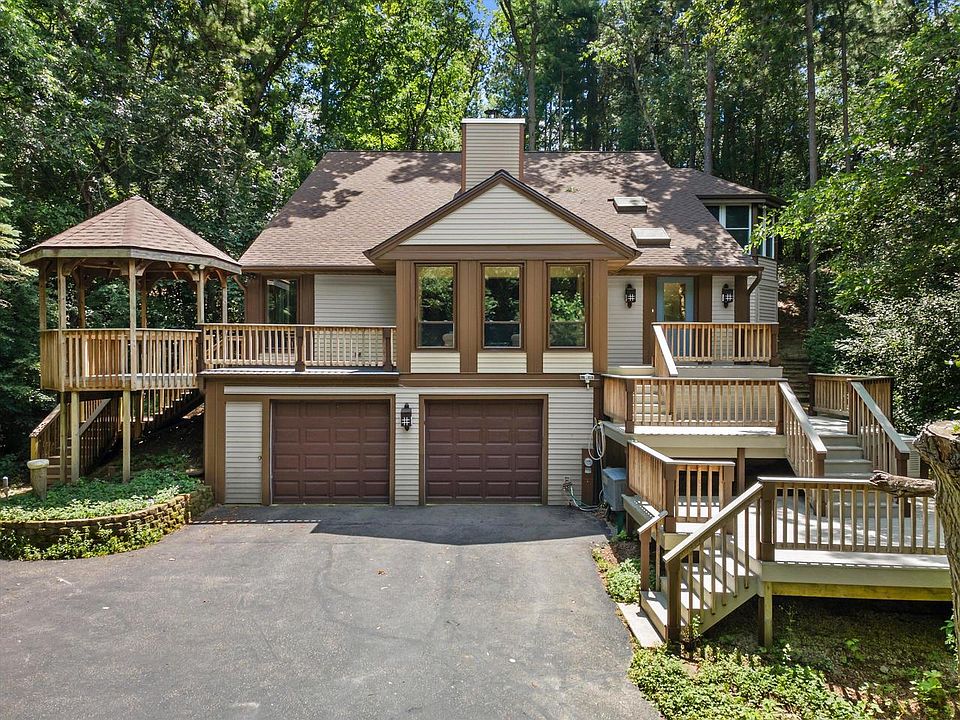 1st image of W358S4711 Chickory COURT
