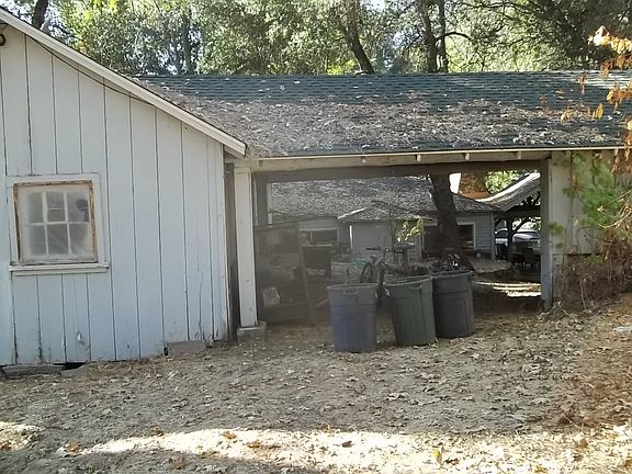 5th image of 22874 Pine Trl