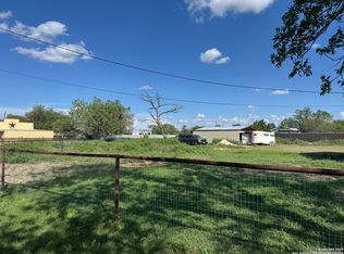 314 US-57 LOT 4-5, La Pryor, TX 78872