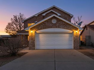 8215 Nerisa Ct SW, Albuquerque, NM 87121