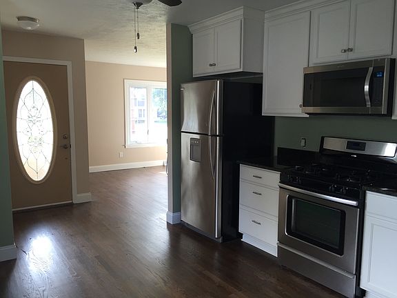 Kitchen Looking into Living Rm