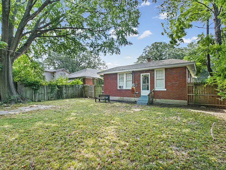 3562 Midland Ave — Photo 21