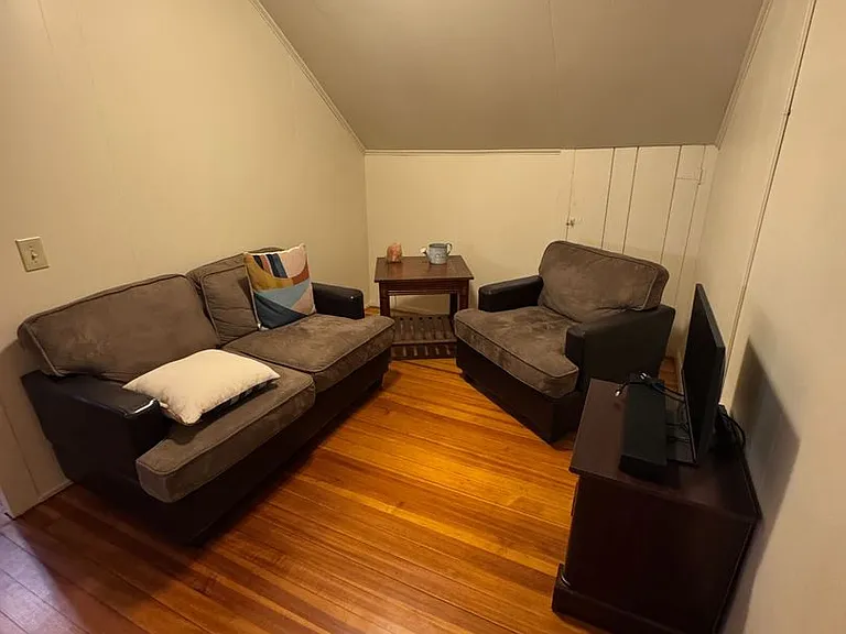 2 Valley Street — Photo 10