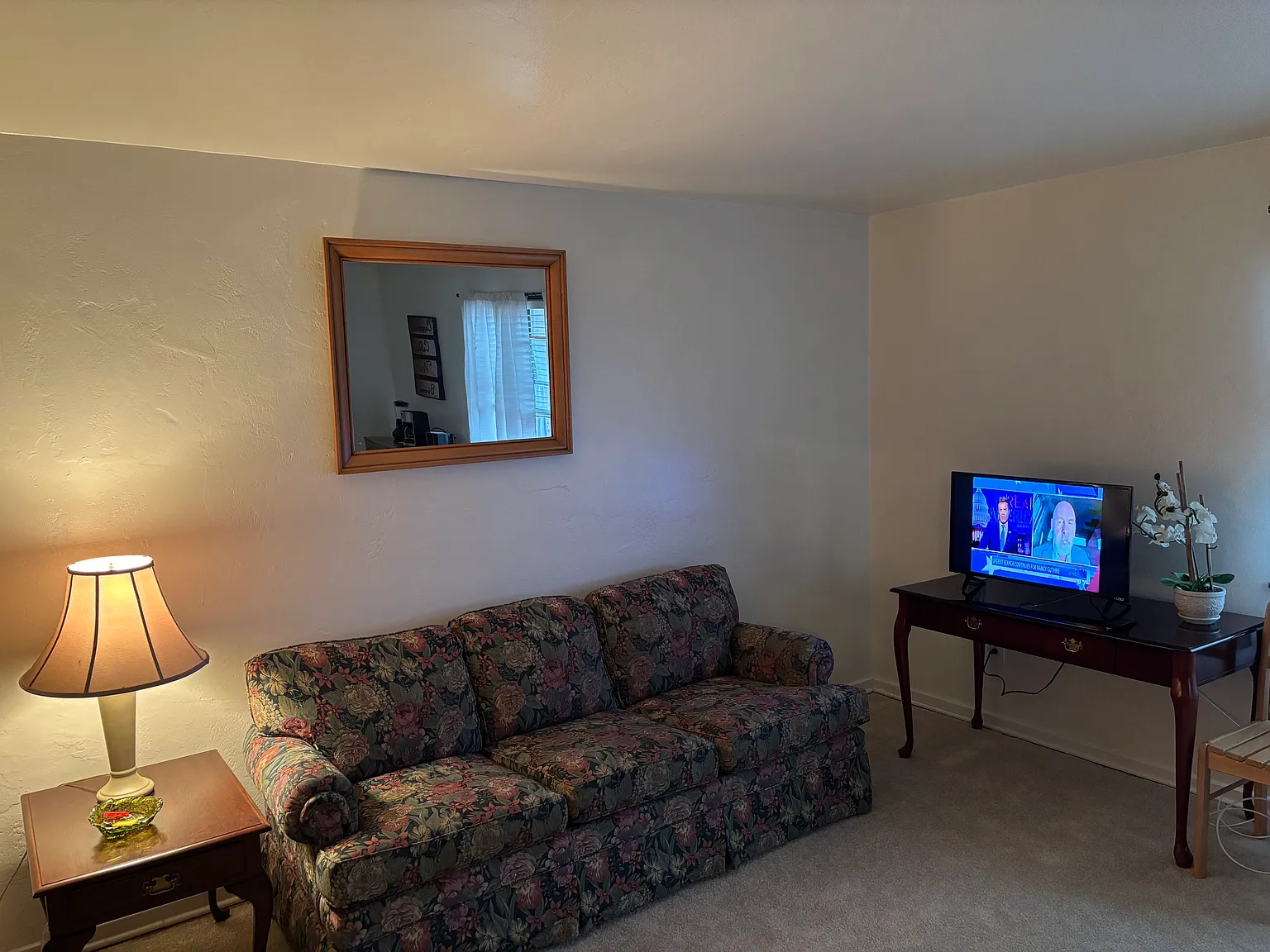 1 bed, 1000 sqft, $1,150 — Photo 2