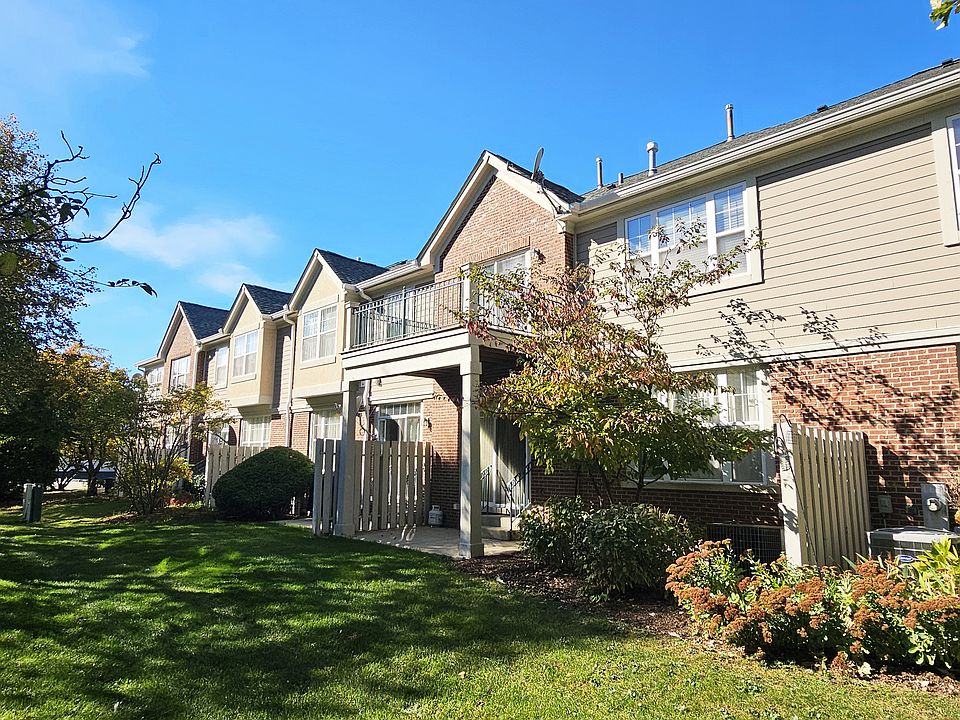 1st image of 399 Pine Lake Cir