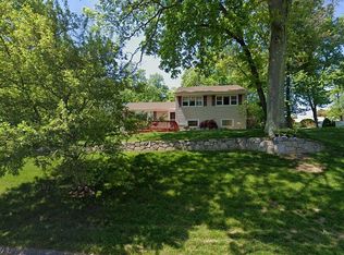 109 Sterling Rd, Trumbull, CT 06611