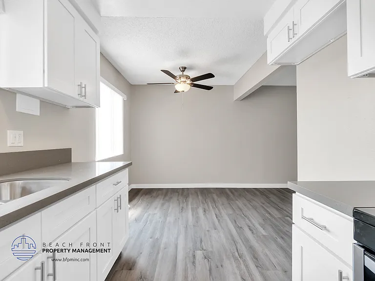 15205 Raymond Ave — Photo 41