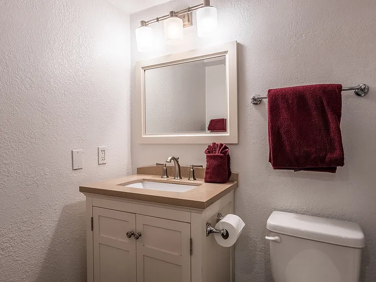 2289 Sierra Nevada Rd #K11 — Photo 19