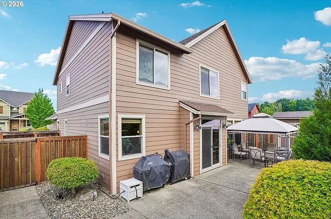 286 SE Condor Dr — Photo 4