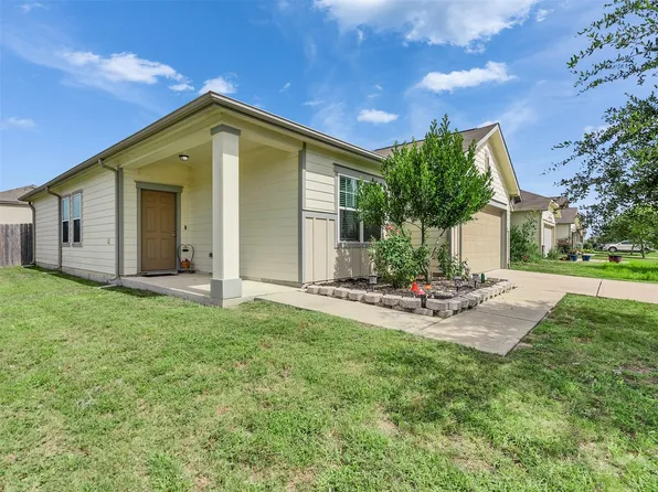 1001 Banyon Tree Ln, Brookshire, TX 77423