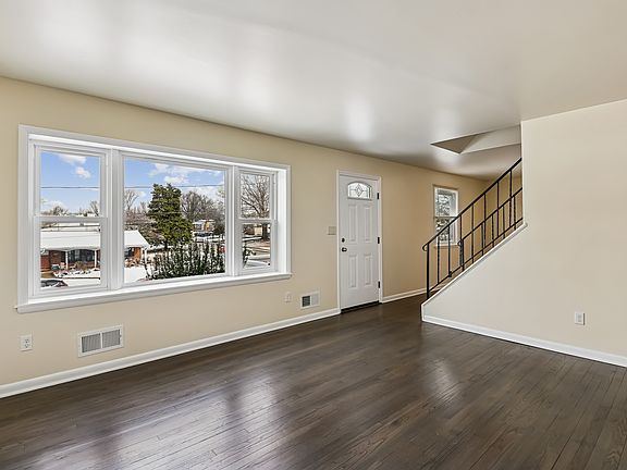 5th image of 751 Hawthorne Rd