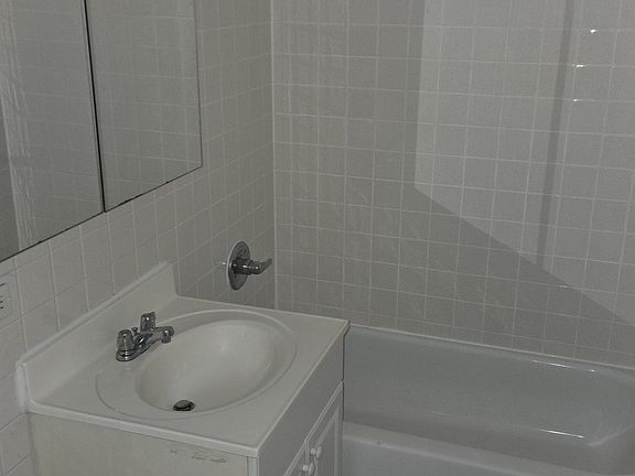 4th image of 14-56 31st Dr #4F