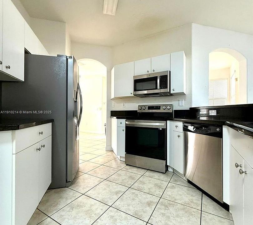 1st image of 8675 NW 109th Ct