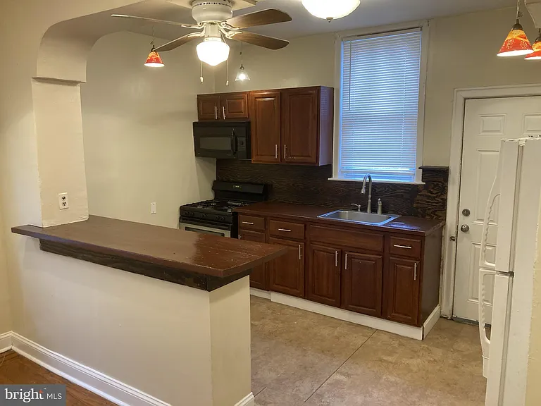 3145 N Patton St — Photo 6