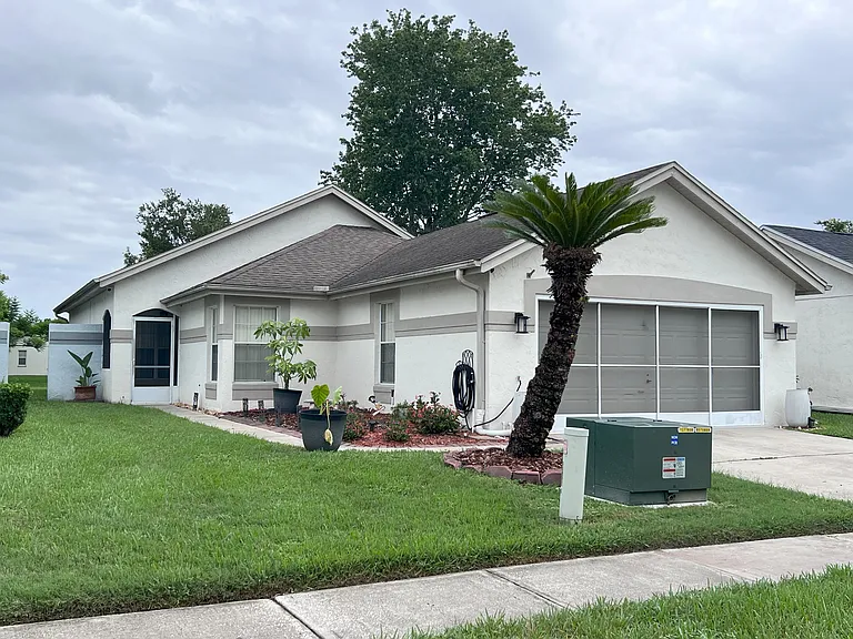 5795 Parkview Point Dr — Photo 1