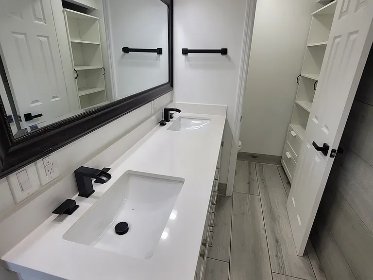 8320 Woodlake Pl — Photo 31
