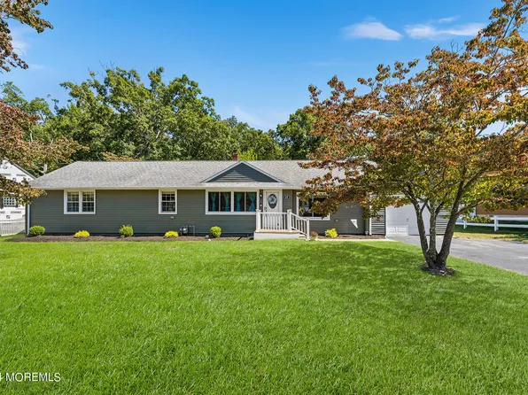 69 Crest Drive, Howell, NJ 07731